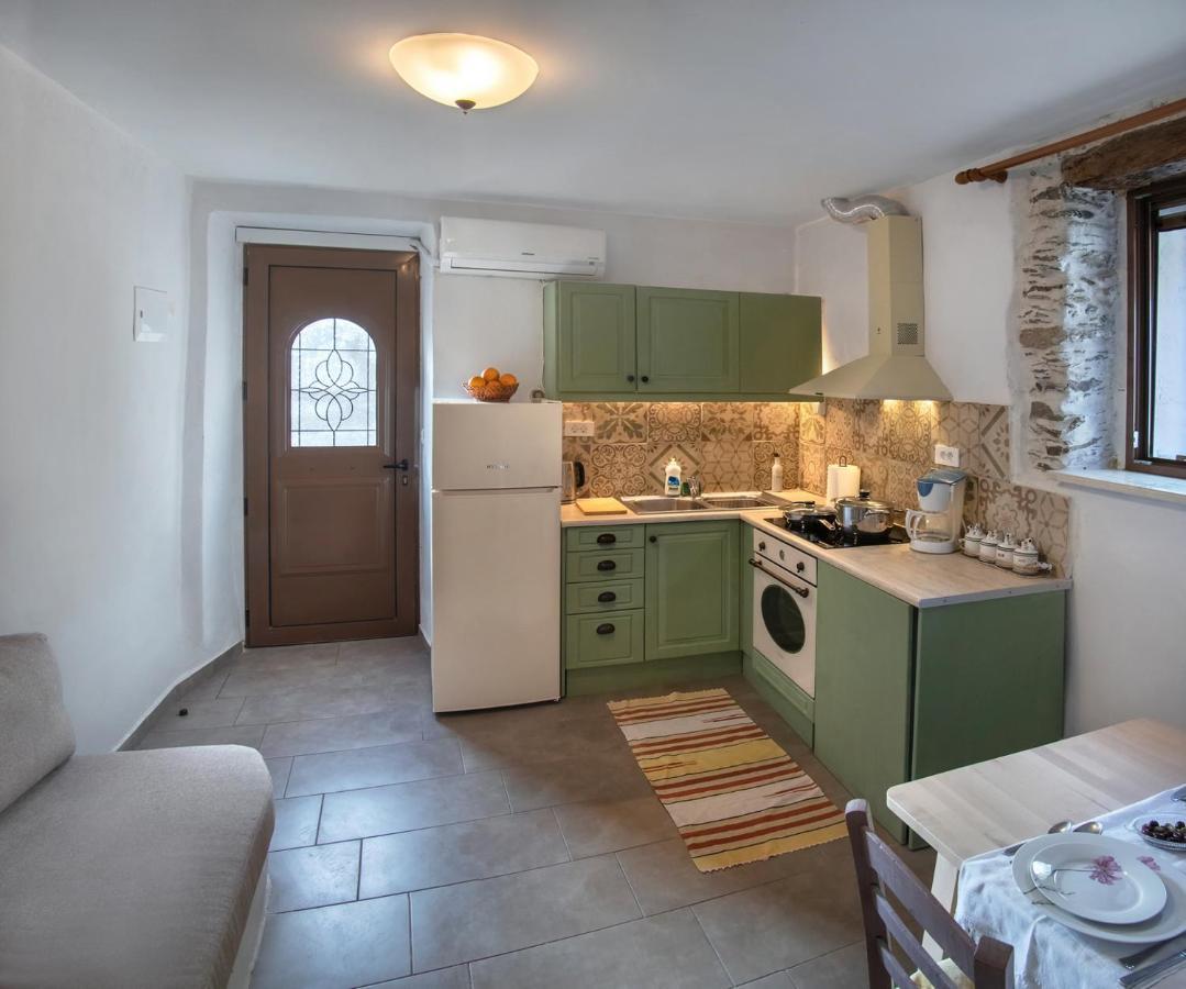 Feneri 3 -Cozy Rustic Apt 20' From Elafonisi Beach Exterior photo
