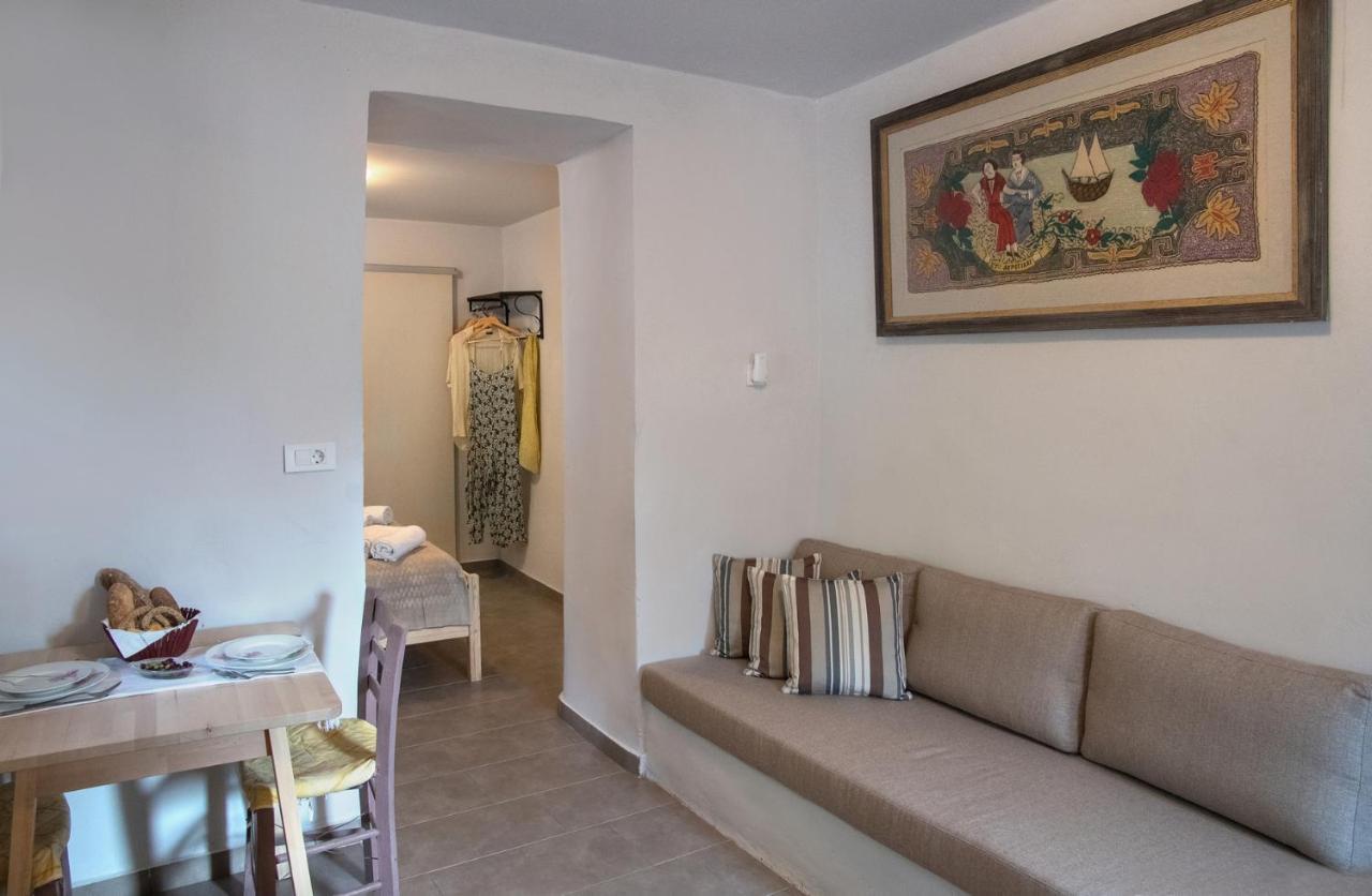 Feneri 3 -Cozy Rustic Apt 20' From Elafonisi Beach Exterior photo
